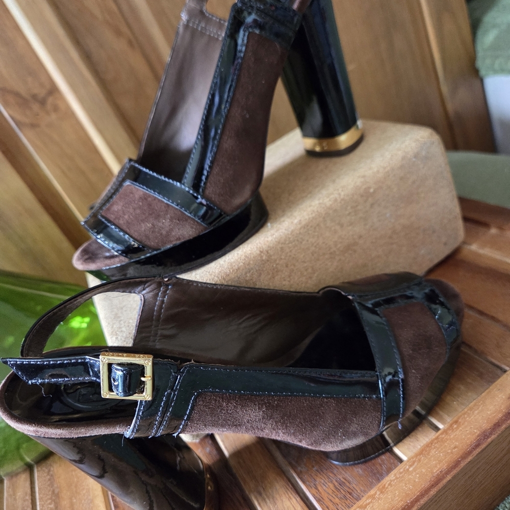 Embossed Leather Shoe Sole in Brown